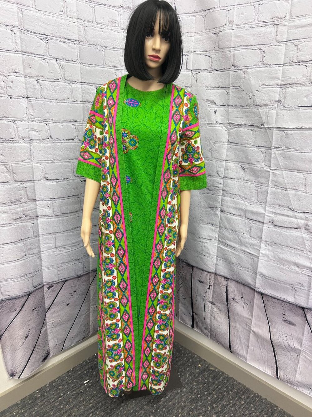 Unique, Vintage One-Piece Alice Polynesian Fashions Gown!!